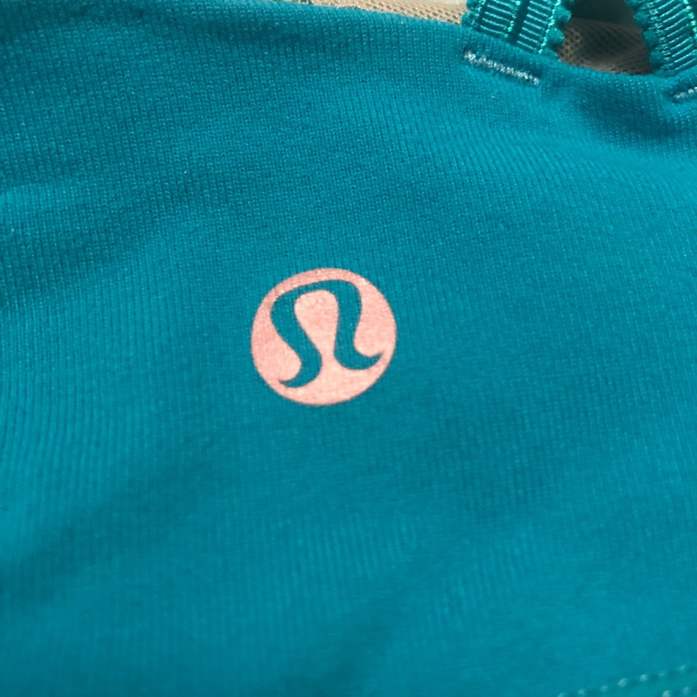 Lululemon top - Picture 5 of 5